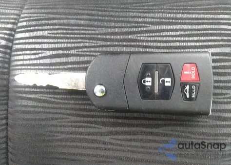 2010 Mazda Mazda6 I Sport z USA, uszkodzony, nr VIN 1YVHZ8BH2A5M09027